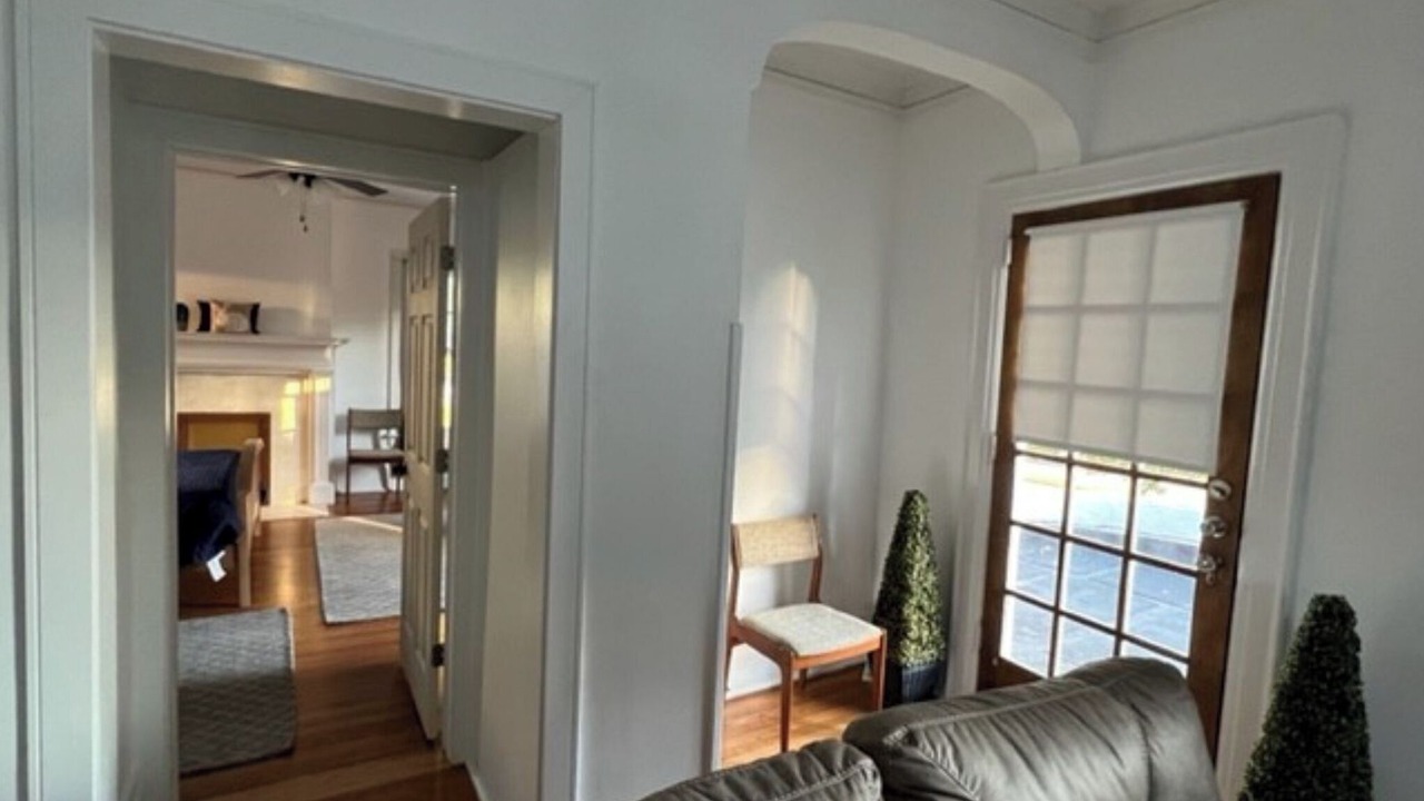 Photo of Livingroom in Charleston