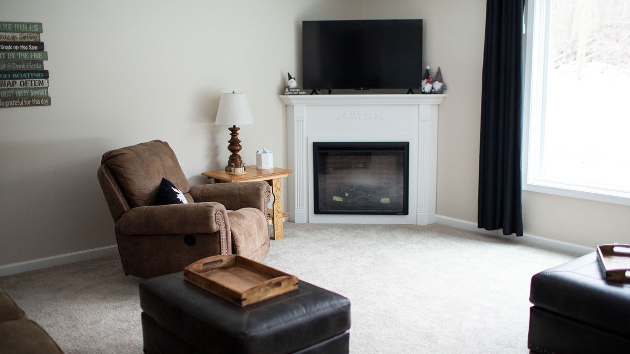 Photo of Livingroom in Thayerville