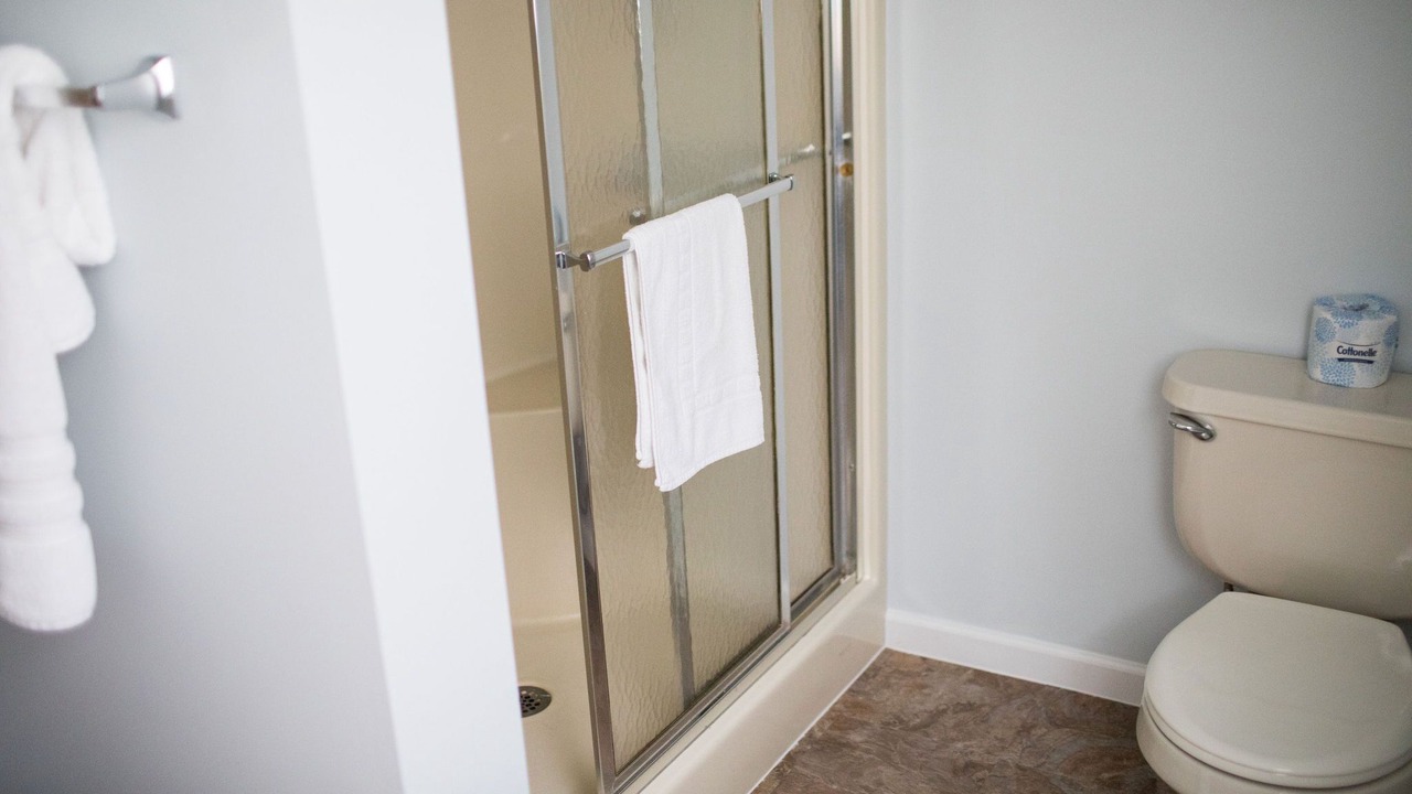 Photo of Bathroom in Thayerville