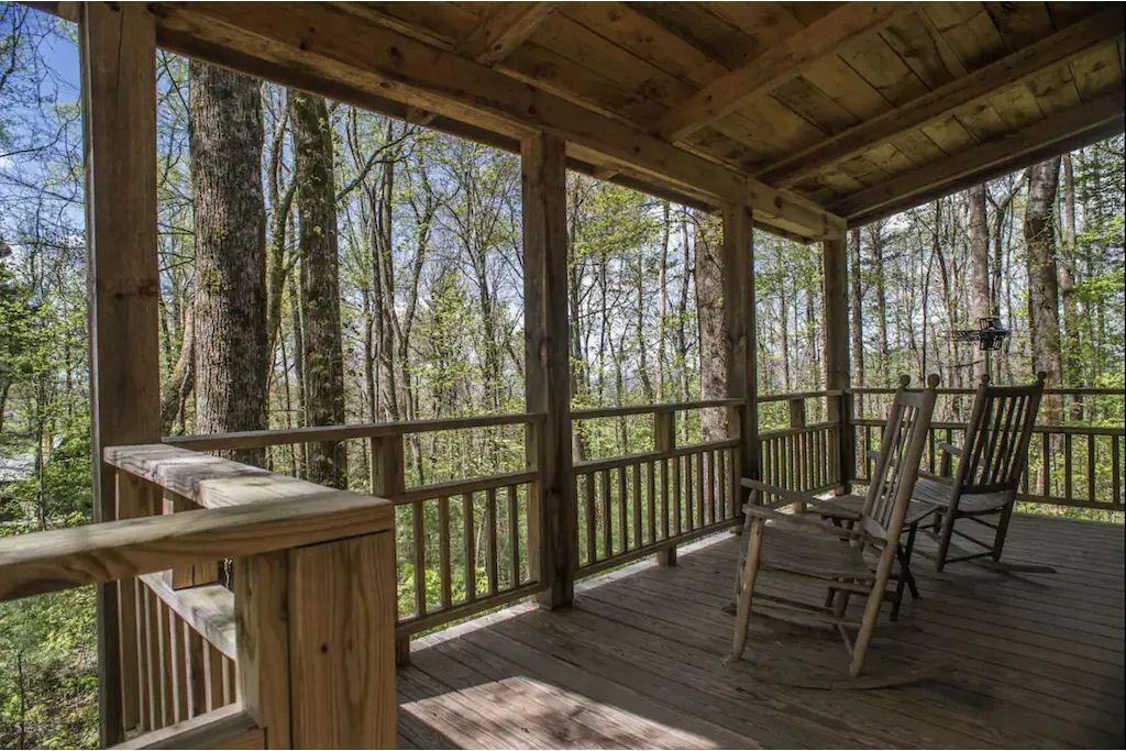 Photo of Patio Balcony in Chimney Rock