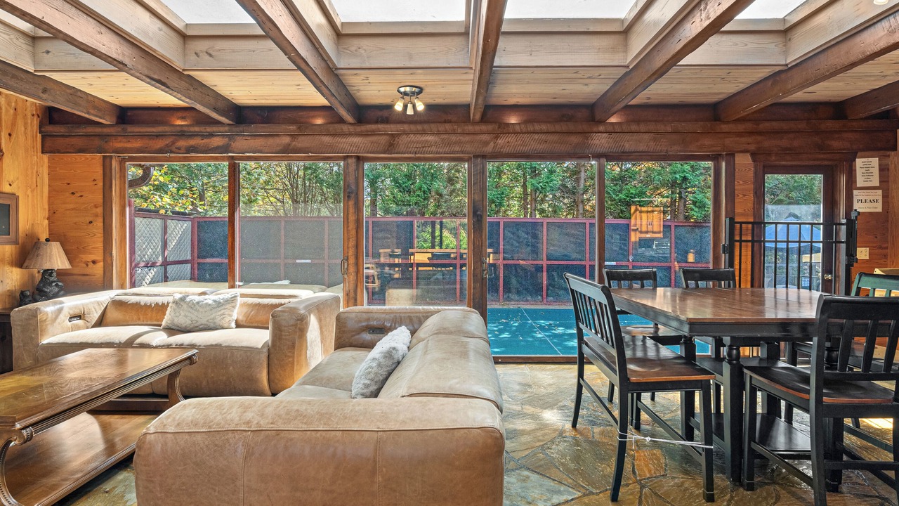 Photo of Outdoor in Black Mountain