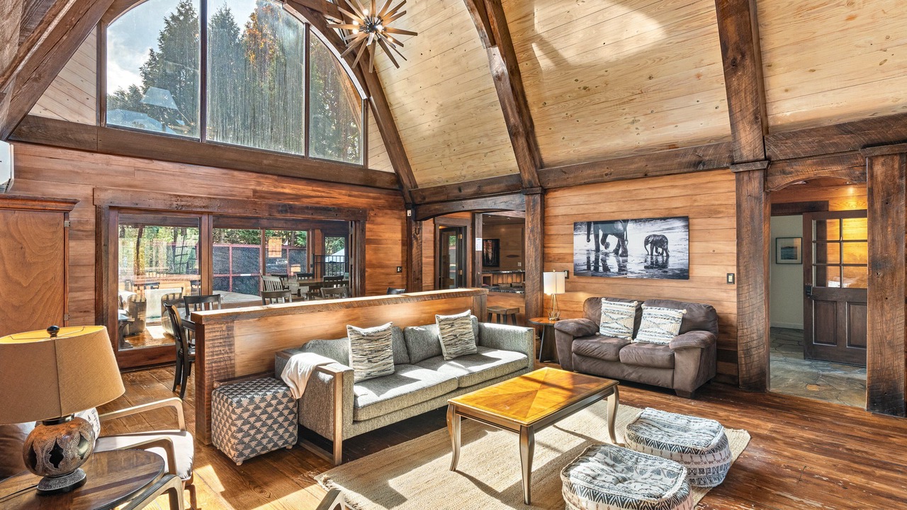 Photo of Livingroom in Black Mountain