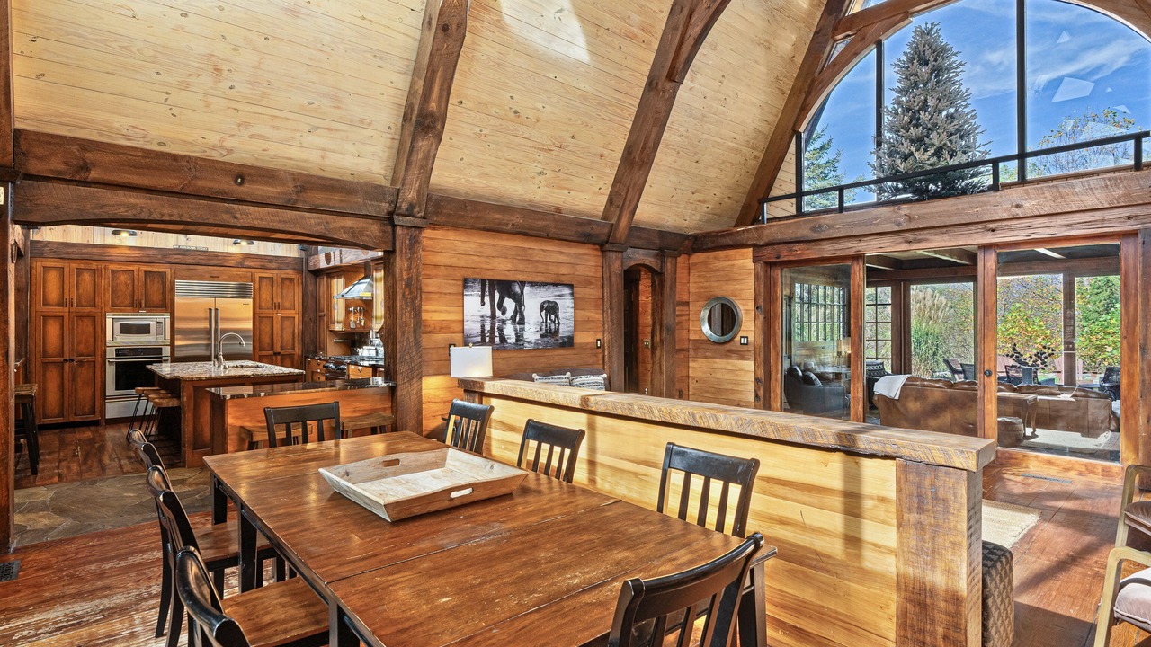Photo of Bedroom in Black Mountain