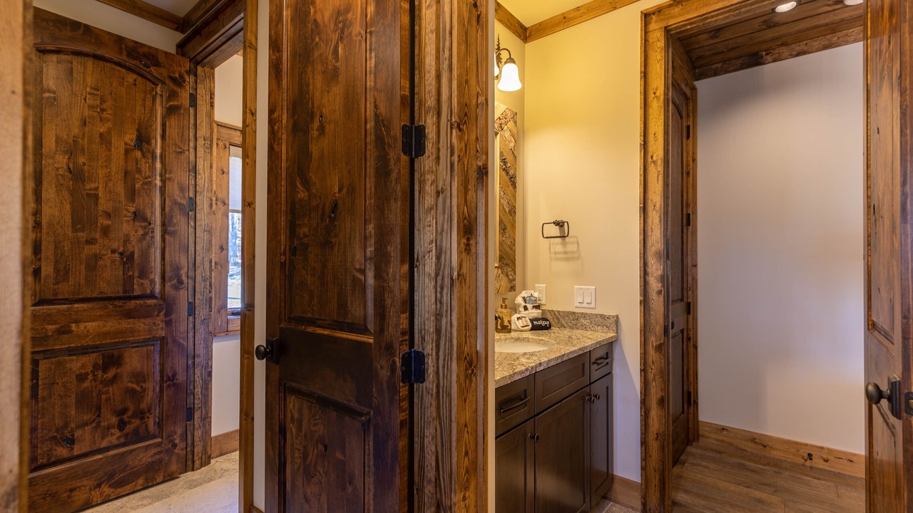 Photo of Bathroom in Banner Elk