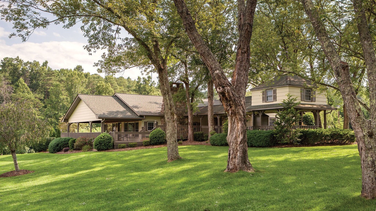 Photo of Outdoor in Lake Lure
