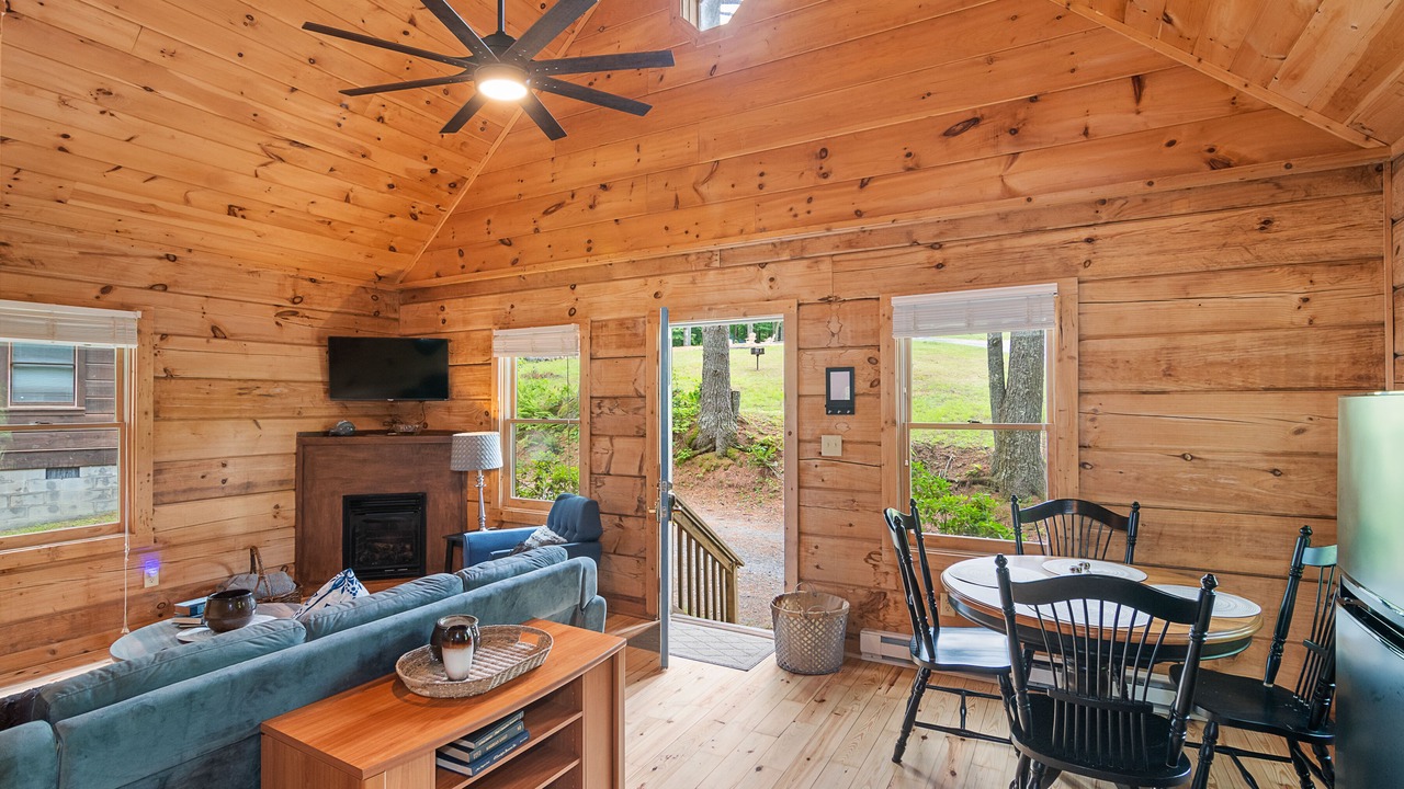 Photo of Livingroom in Jefferson