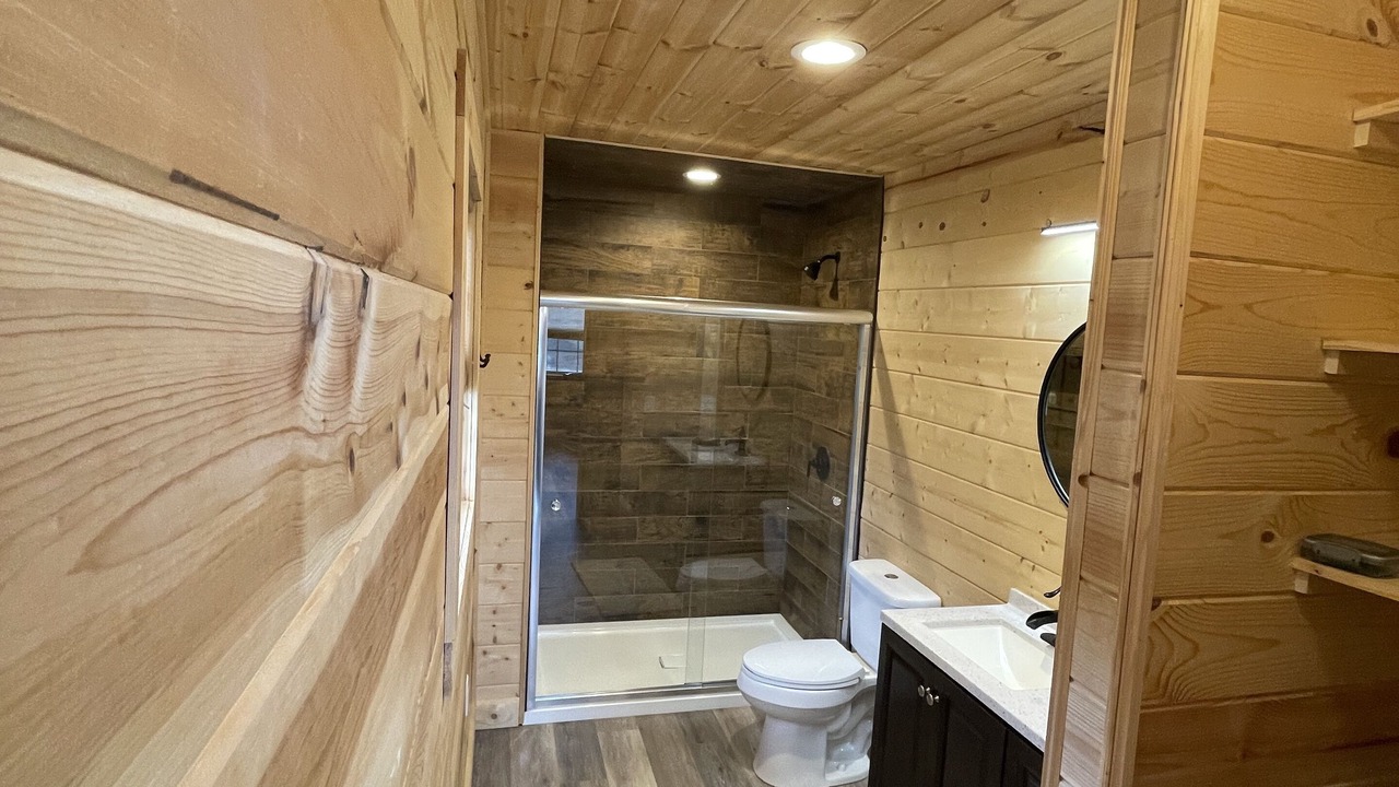 Photo of Bathroom in Jonesborough