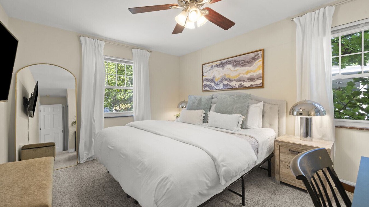 Photo of Bedroom in Mount Lookout