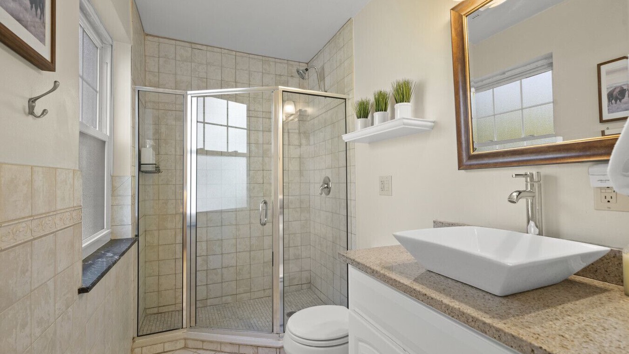Photo of Bathroom in Mount Lookout