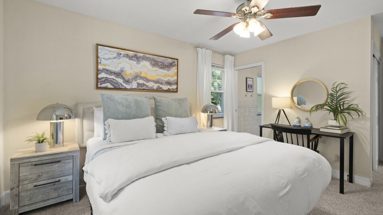 Photo of Bedroom in Mount Lookout