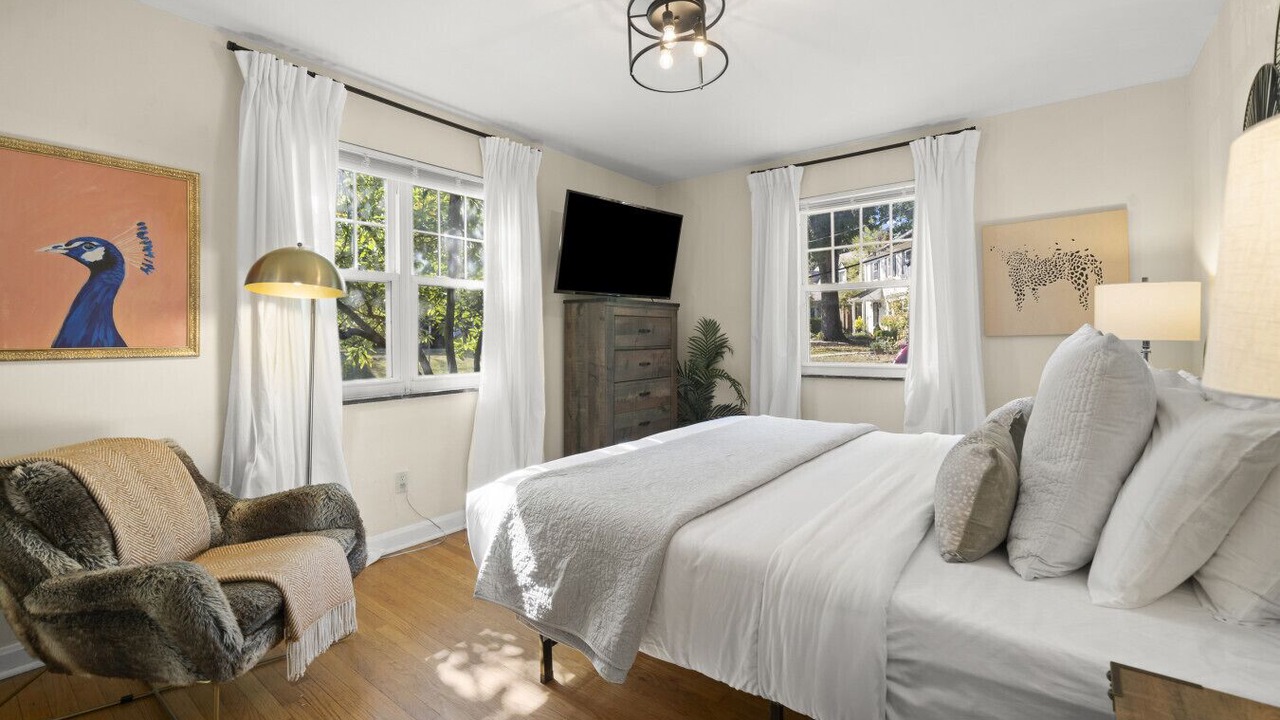 Photo of Bedroom in Mount Lookout