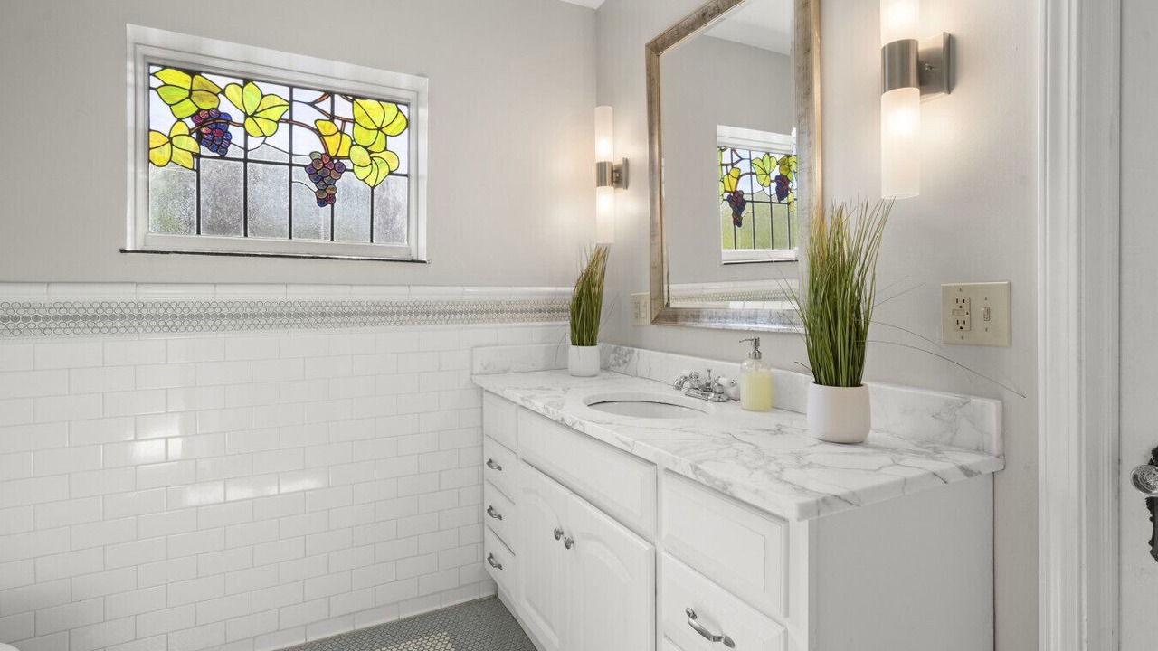 Photo of Bathroom in Mount Lookout