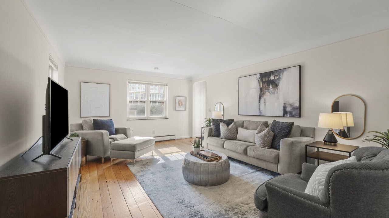 Photo of Livingroom in Mount Lookout
