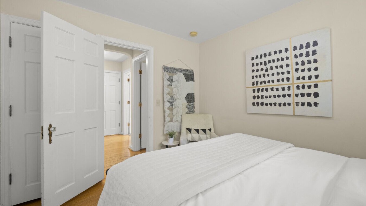 Photo of Bedroom in Mount Lookout