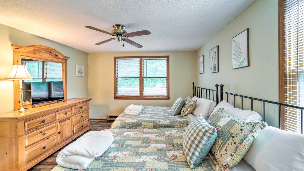 Photo of Bedroom in Newland