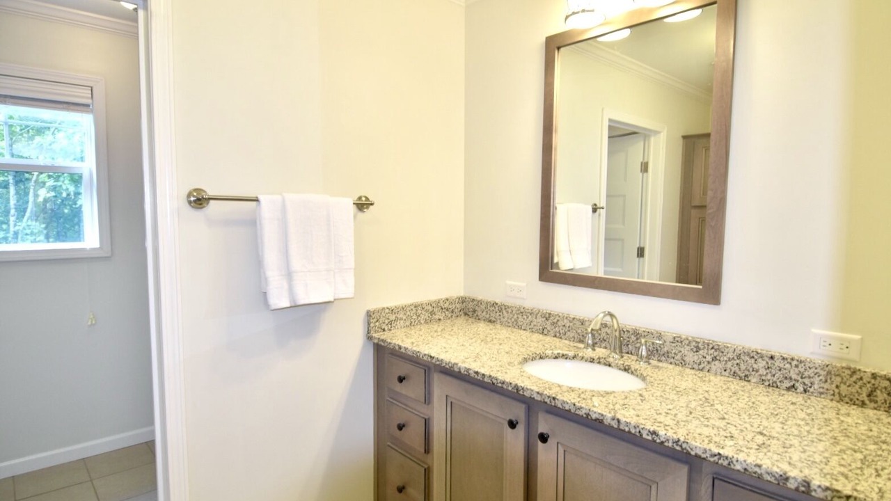 Photo of Bathroom in Ashley Oaks