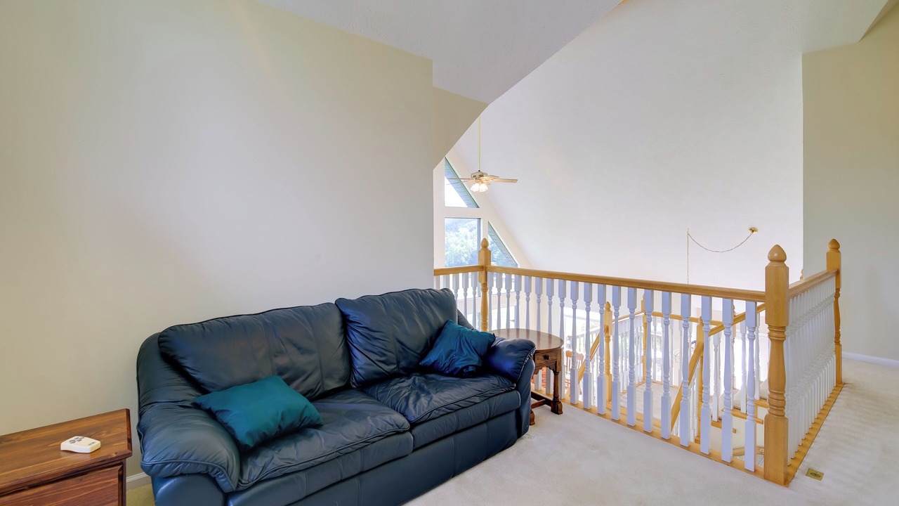 Photo of Livingroom in Mountain City
