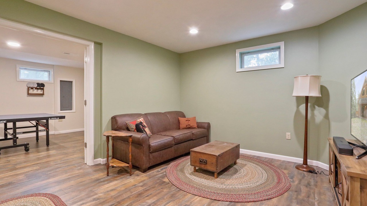 Photo of Livingroom in Hancock