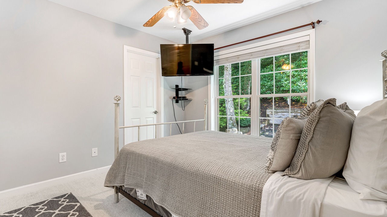 Photo of Bedroom in Newland