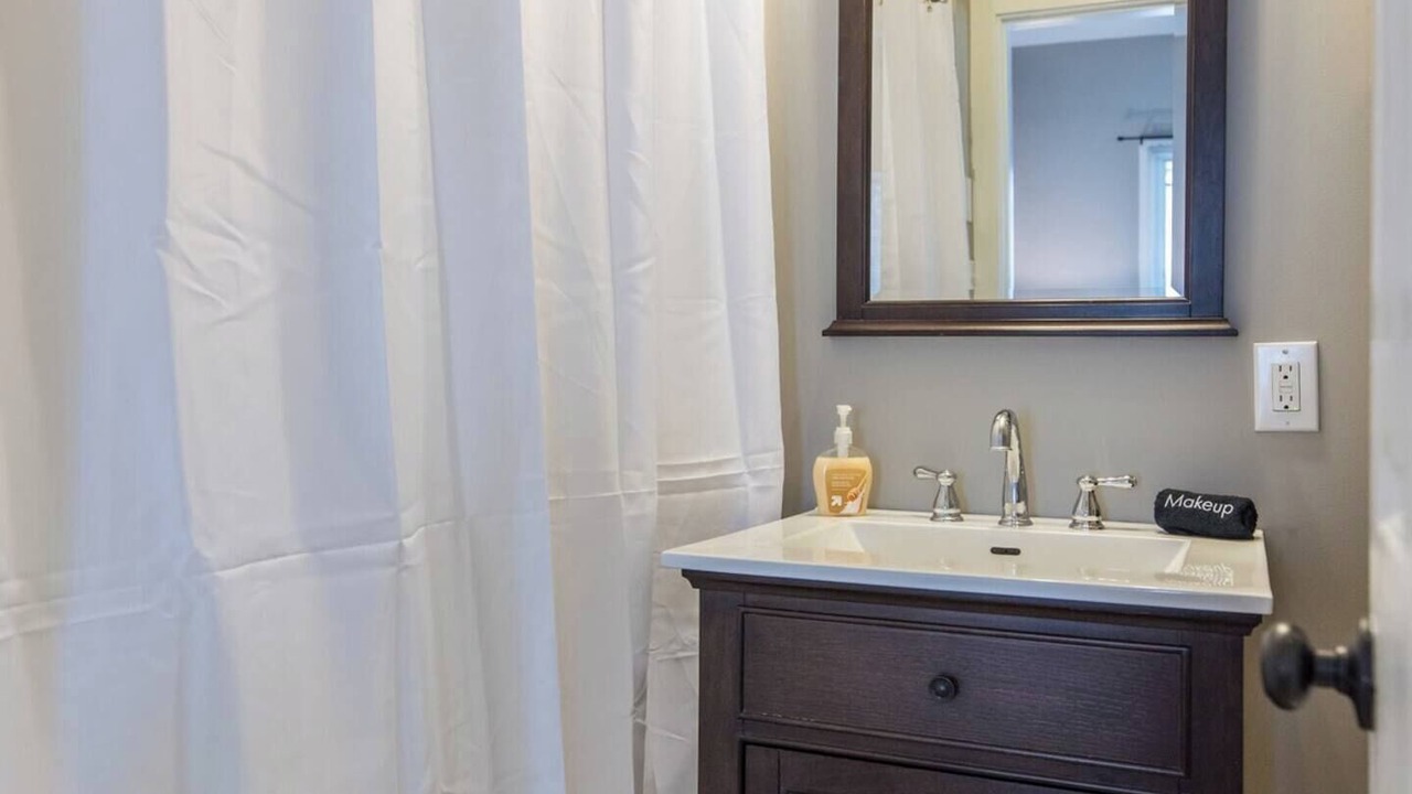 Photo of Bathroom in Northside District