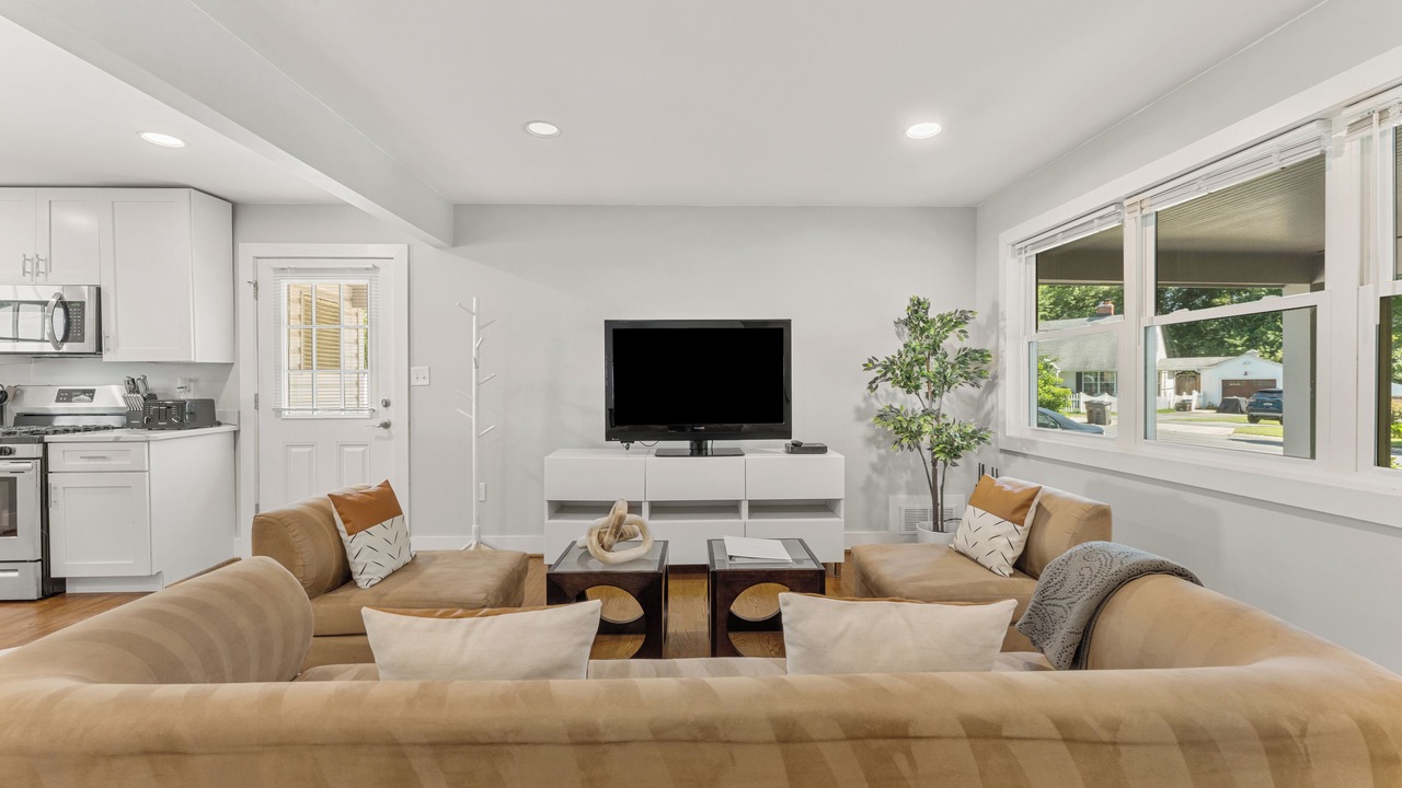 Photo of Livingroom in Rockville