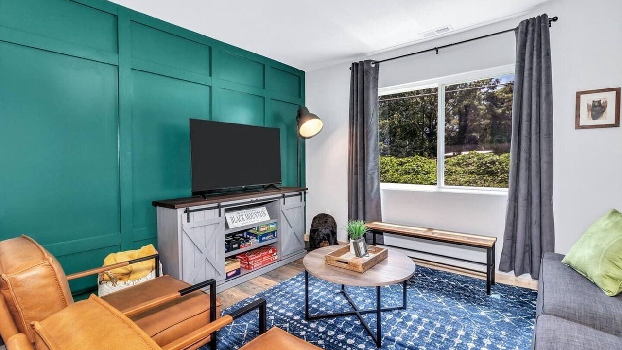 Photo of Bedroom in Black Mountain