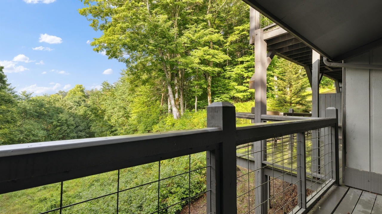 Photo of Patio Balcony in Banner Elk