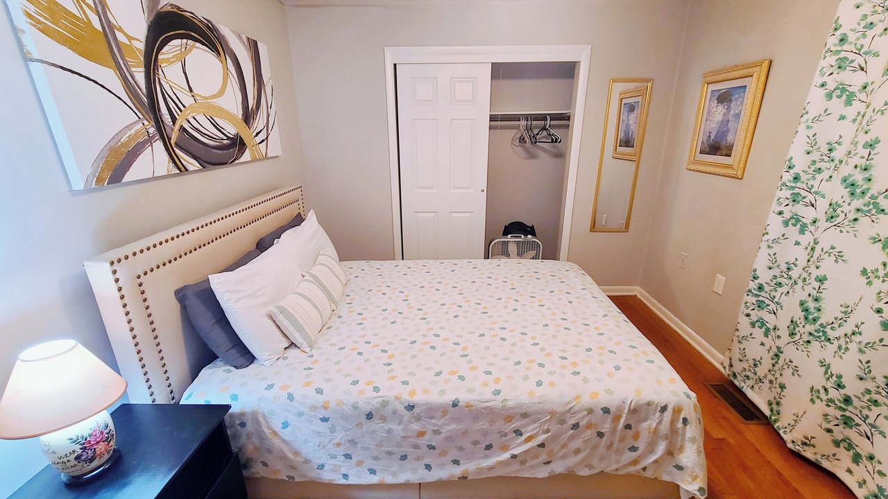 Photo of Bedroom in Lexington