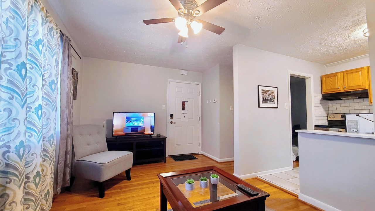 Photo of Livingroom in Lexington