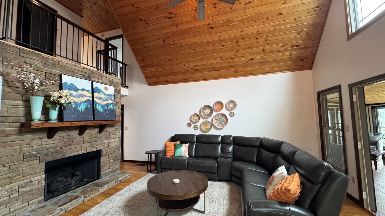 Photo of Livingroom in Mill Spring
