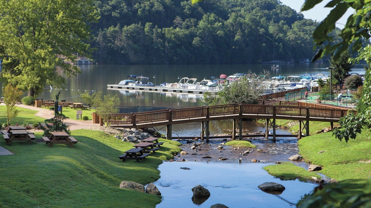 Photo of Outdoor in Lake Lure
