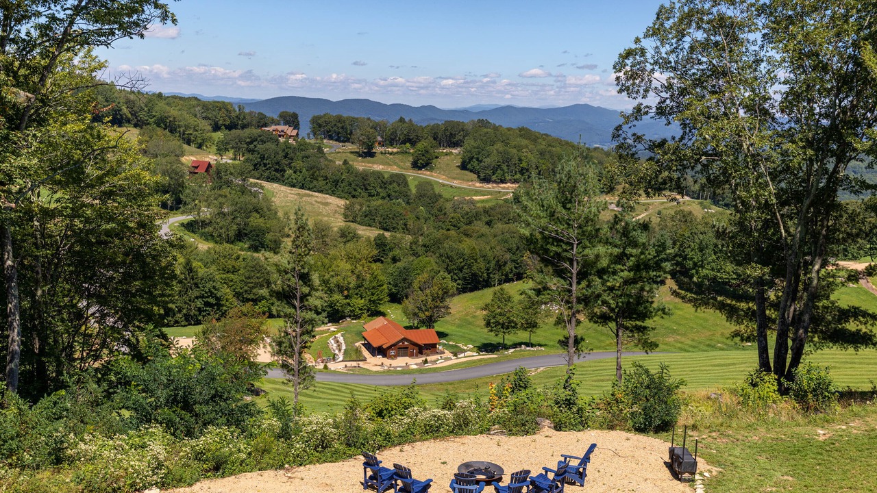Photo of Outdoor in Elk Park