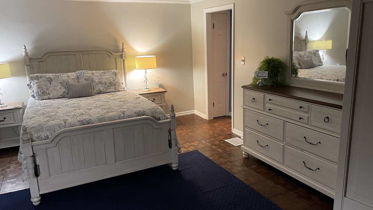 Photo of Bedroom in Maysville