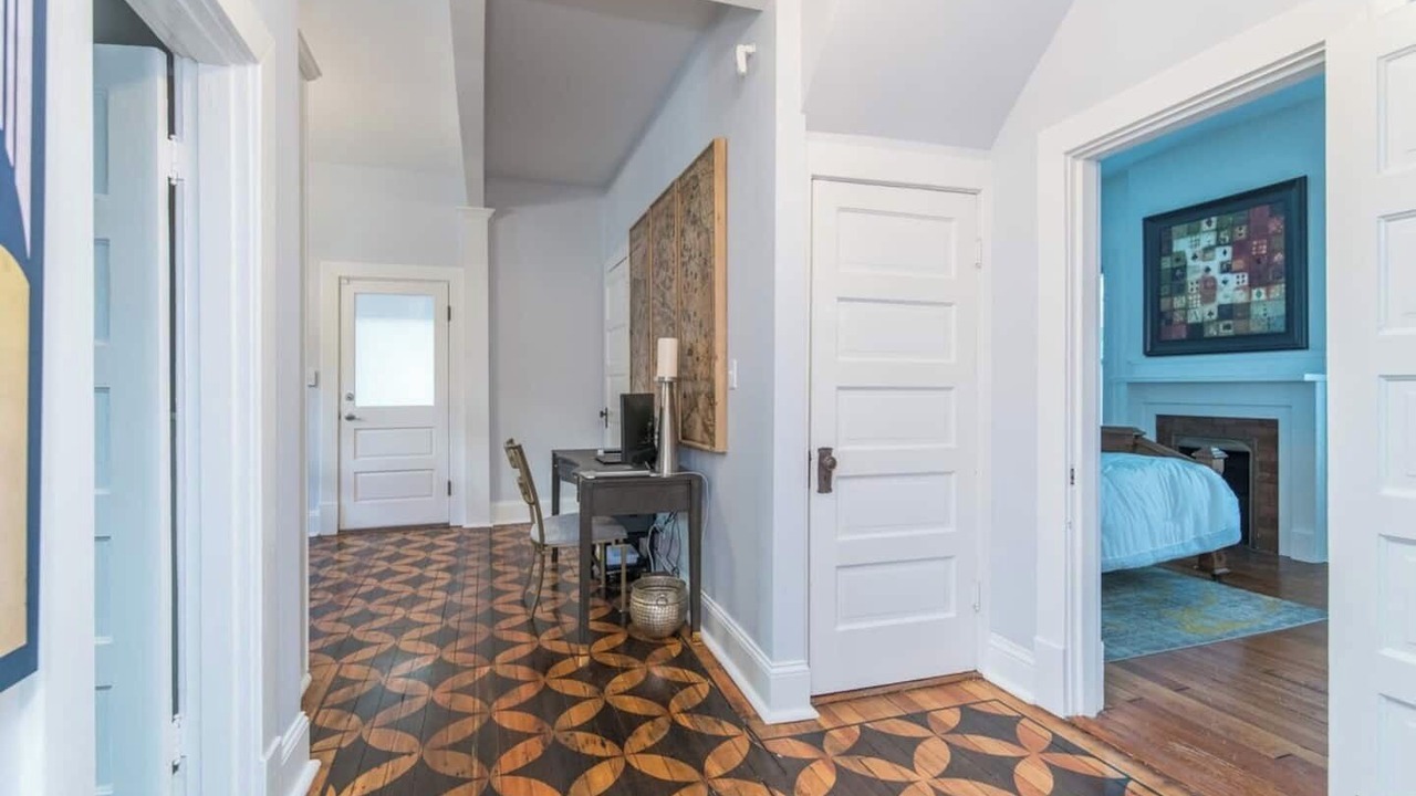 Photo of Bedroom in Northside District