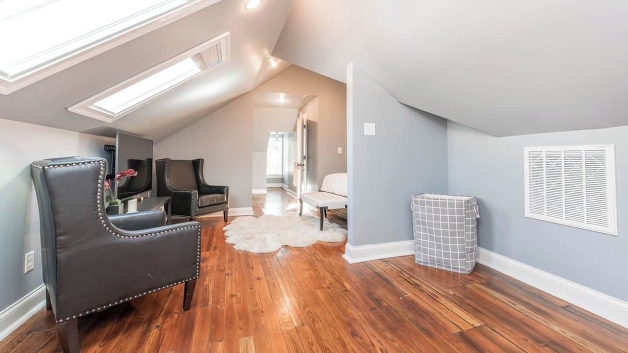 Photo of Bedroom in Northside District
