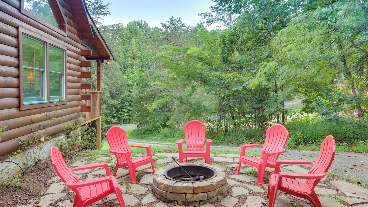 Photo of Patio Balcony in Lake Lure
