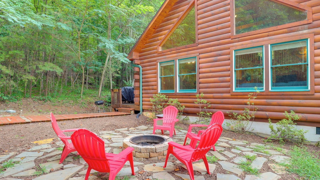 Photo of Patio Balcony in Lake Lure