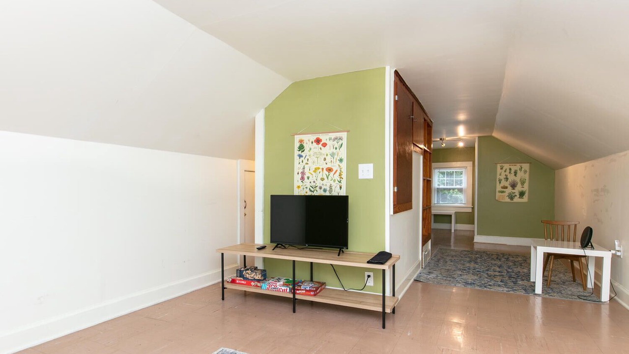 Photo of Bedroom in Asheville
