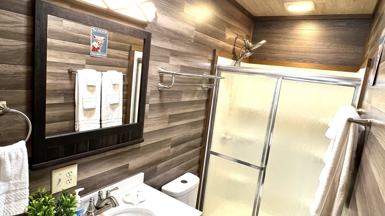 Photo of Bathroom in Elizabethton