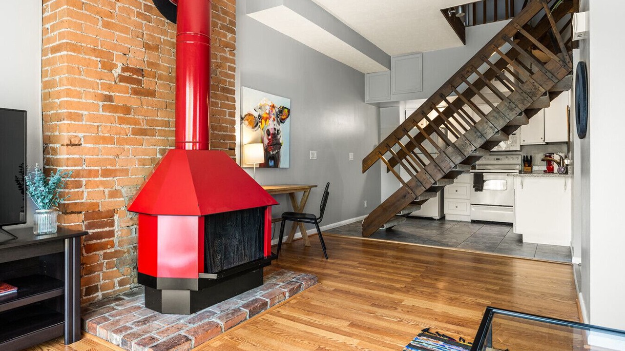 Photo of Livingroom in Mount Adams