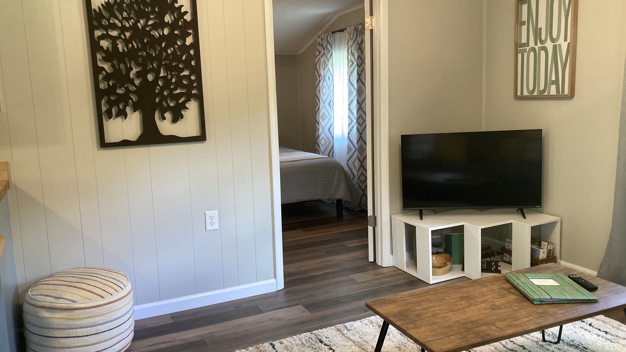 Photo of Bedroom in Barnardsville