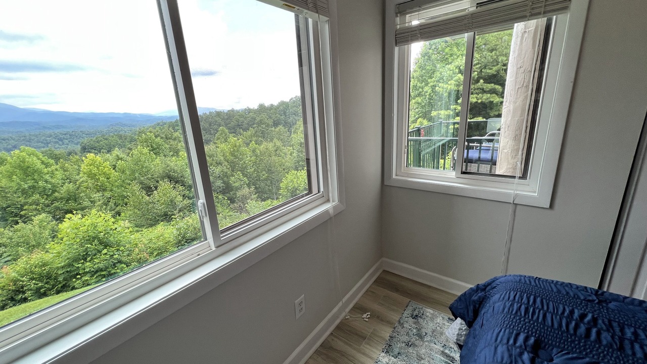Photo of Bedroom in Pittman Center