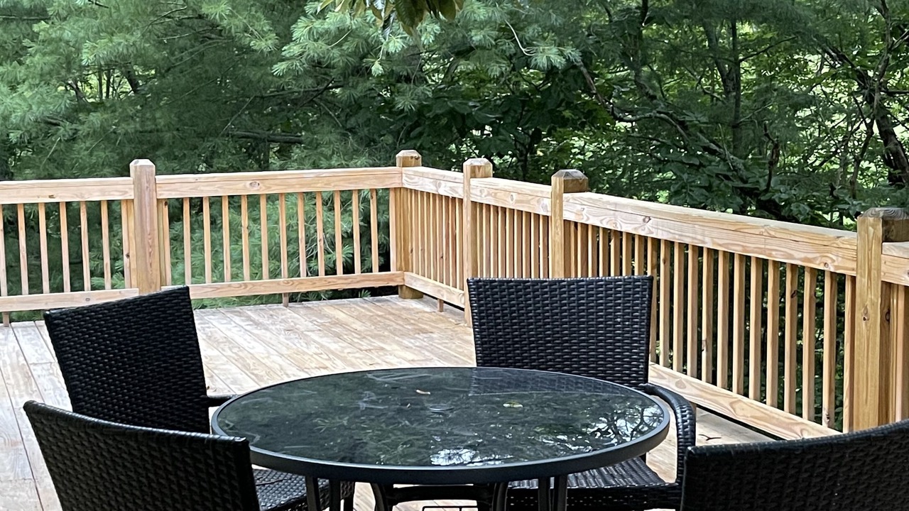 Photo of Outdoor in Bakersville