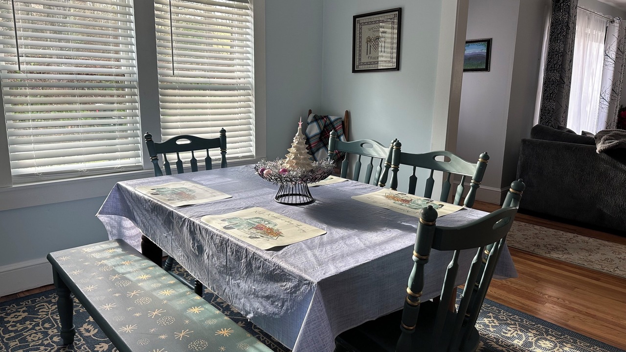 Photo of Livingroom in Bakersville