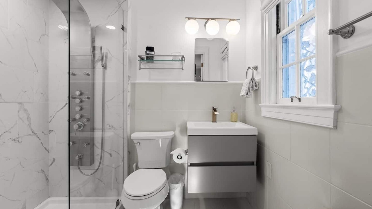 Photo of Bathroom in Lexington