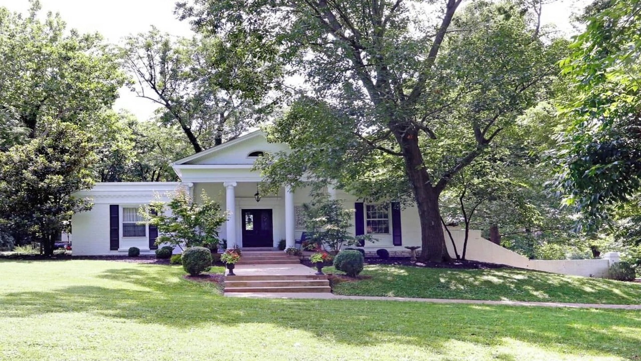 Photo of Others in Lexington