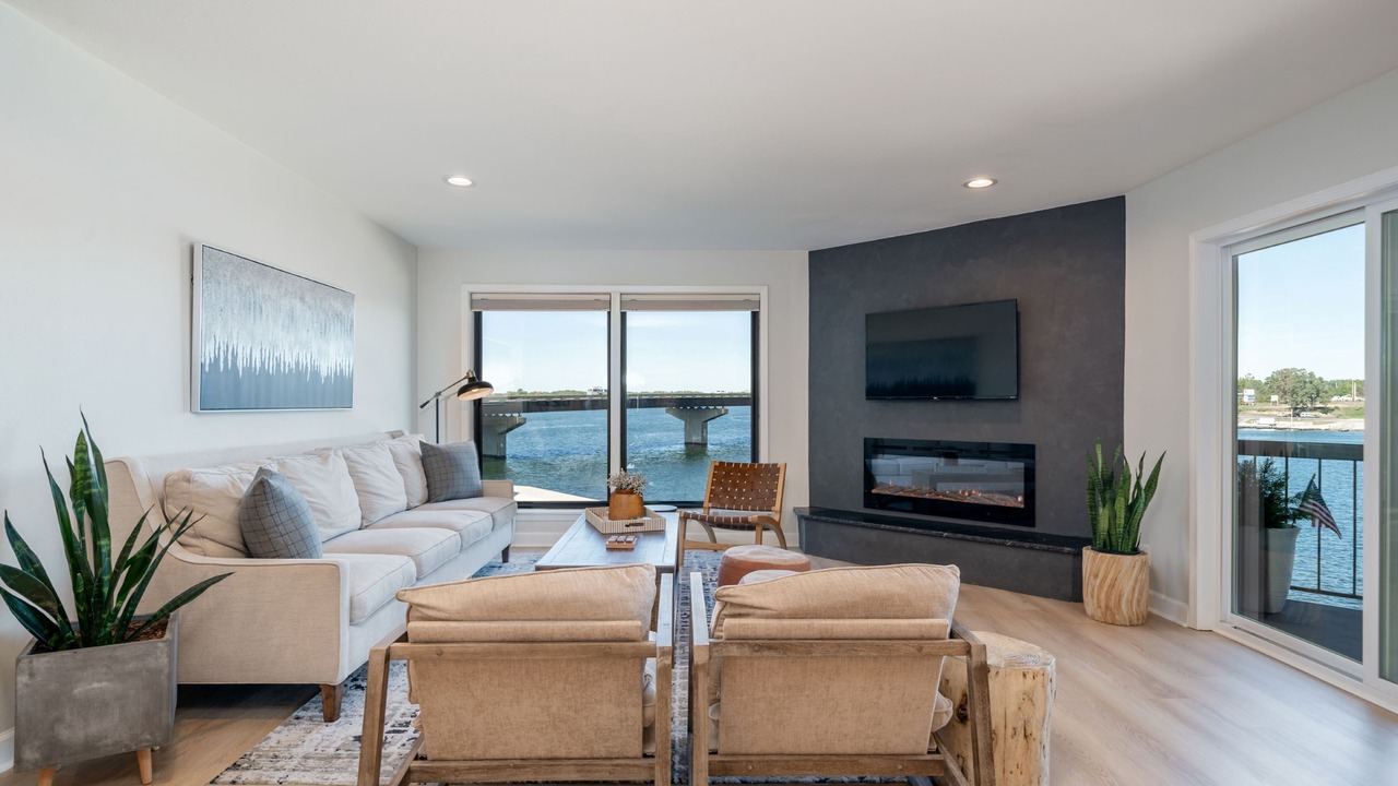 Photo of Livingroom in Lake Hamilton