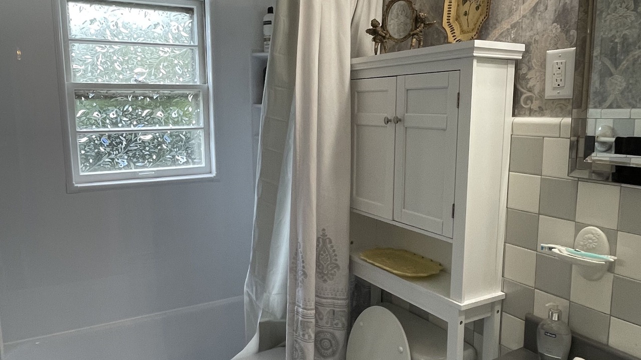 Photo of Bathroom in Frankfort