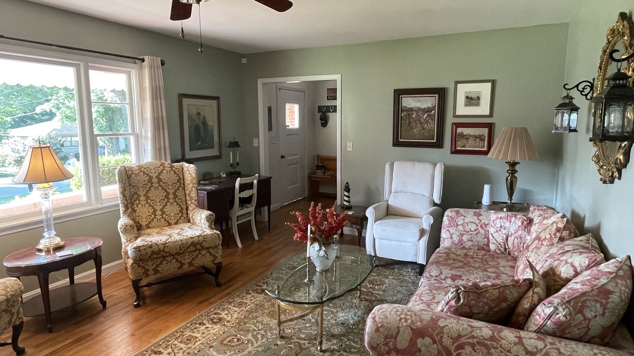 Photo of Livingroom in Frankfort