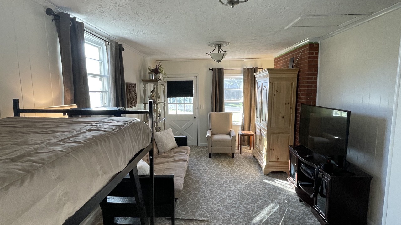 Photo of Bedroom in Frankfort